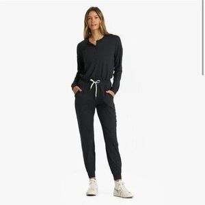 Vuori Women's Lux Henley Jumpsuit